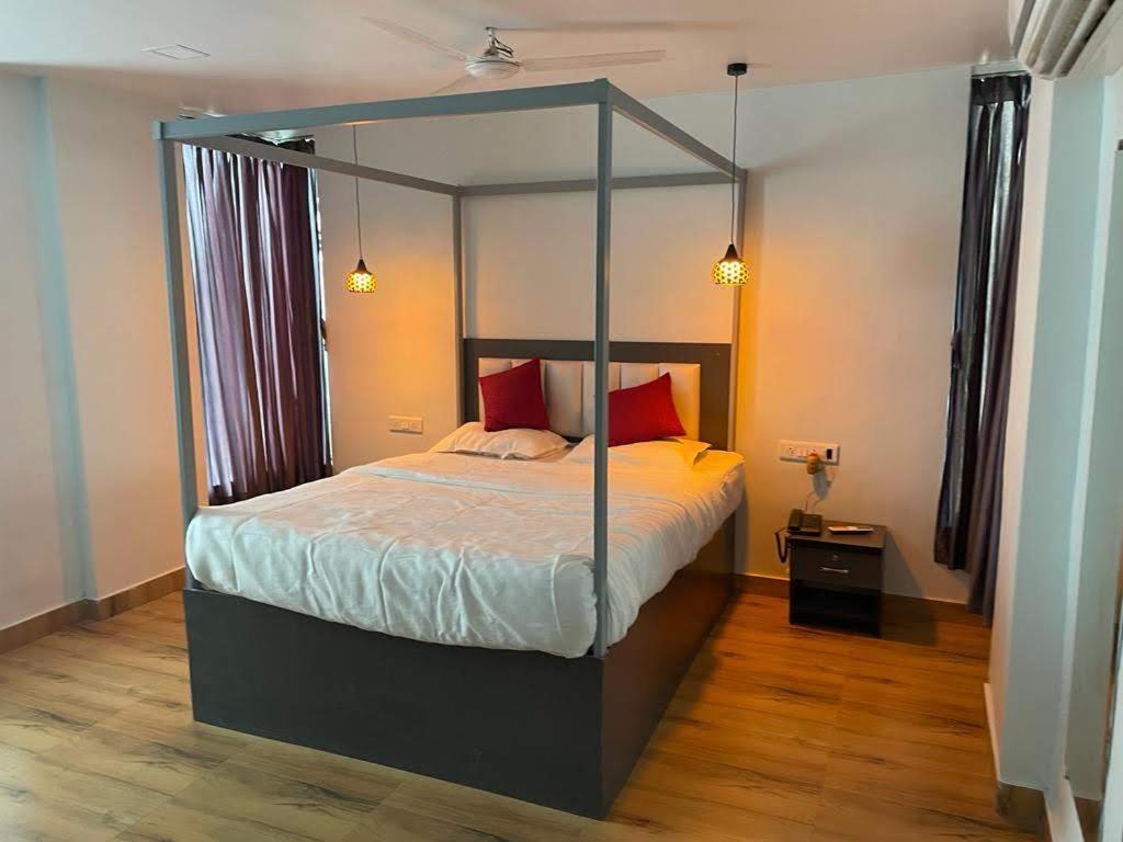Bliss Rooms Alībāg Esterno foto