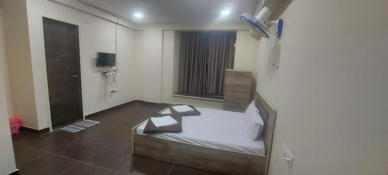 Bliss Rooms Alībāg Esterno foto