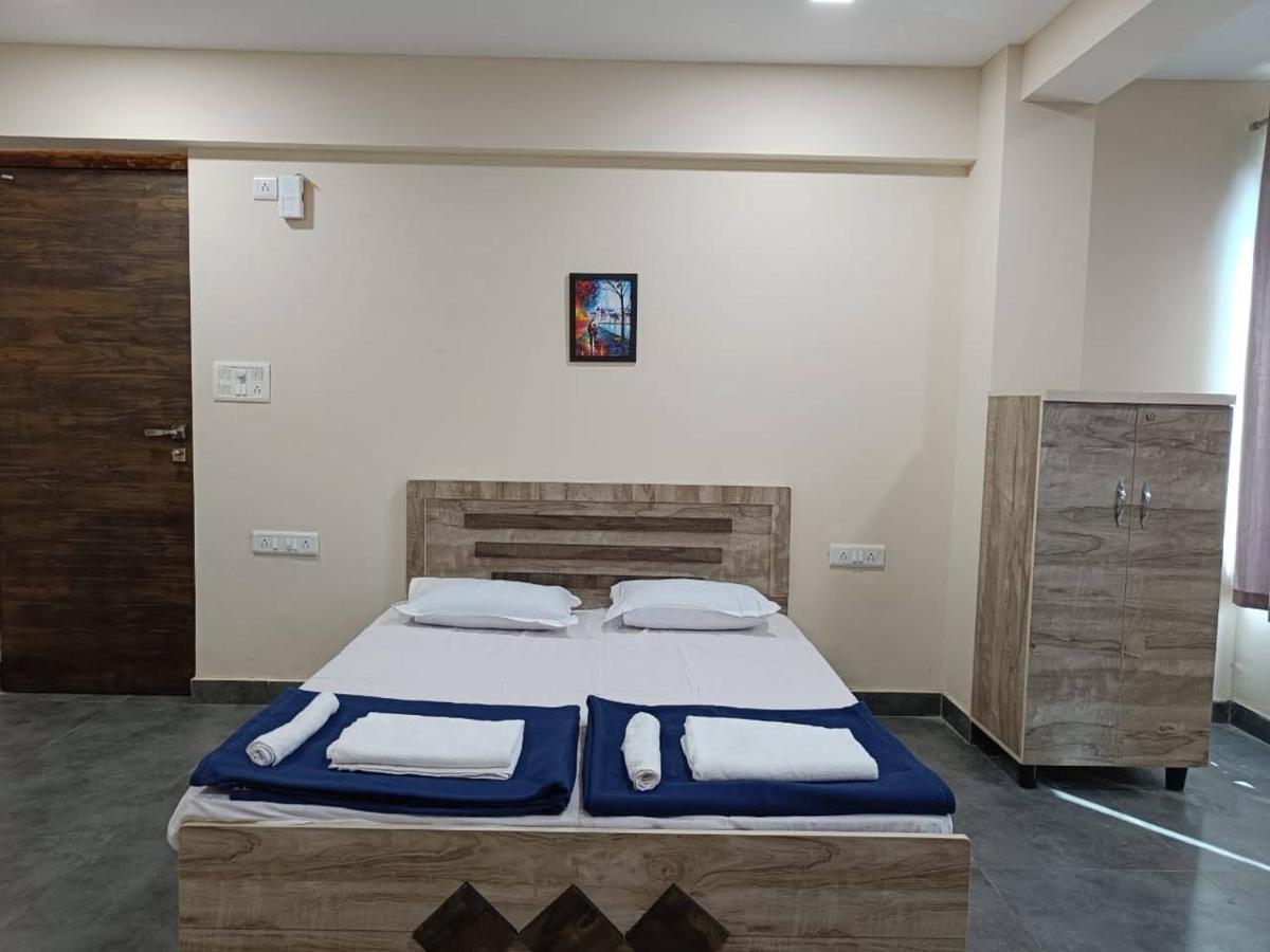 Bliss Rooms Alībāg Esterno foto